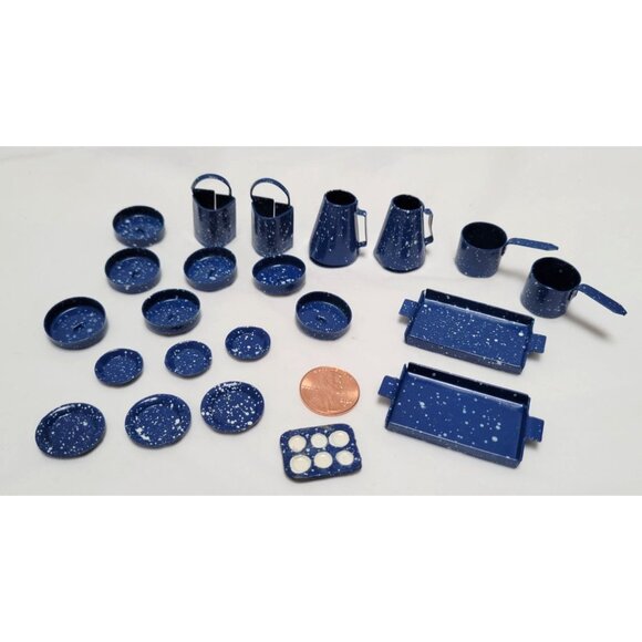 Vintage Lot of 22 Miniature Blue Enamel Speckled Design Dollhouse Kitchenware - Picture 2 of 9